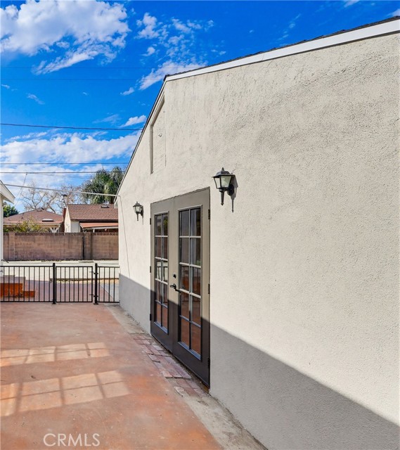 Detail Gallery Image 38 of 47 For 417 S Glenwood Pl., Burbank,  CA 91506 - 5 Beds | 3 Baths