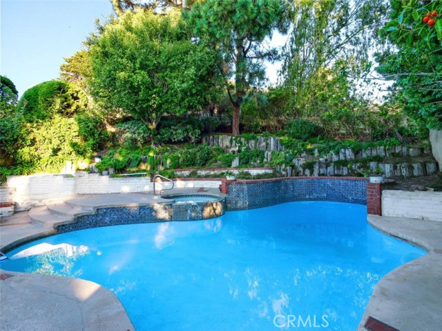 Detail Gallery Image 33 of 40 For 2560 via Sanchez, Palos Verdes Estates,  CA 90274 - 4 Beds | 2/1 Baths
