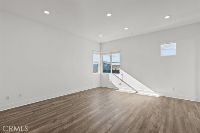 Detail Gallery Image 24 of 56 For 27503 Golden Currant, Valencia,  CA 91381 - 5 Beds | 4/1 Baths