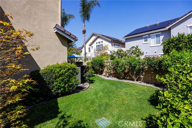 7 Bayview Drive, Buena Park CA: https://media.crmls.org/medias/bedff6f1-f06b-4b2b-9db7-c92910435525.jpg