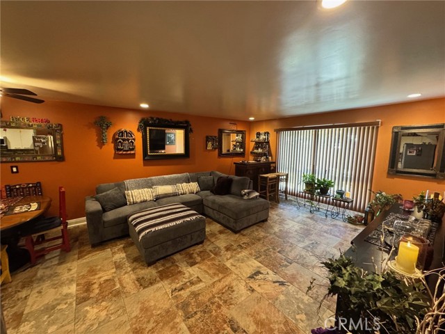 1434 Highland, Duarte CA: https://media.crmls.org/medias/bee03a97-ad4d-4d5f-8471-17f62ee47bfb.jpg
