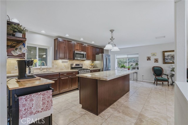 Detail Gallery Image 7 of 42 For 2565 Bay Vista Ln, Los Osos,  CA 93402 - 3 Beds | 2 Baths