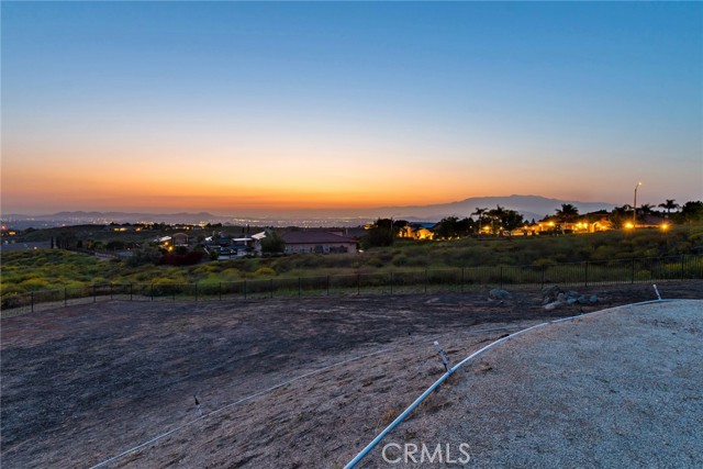 Detail Gallery Image 36 of 40 For 650 Crystal Mountain Cir, Riverside,  CA 92506 - 4 Beds | 3/1 Baths