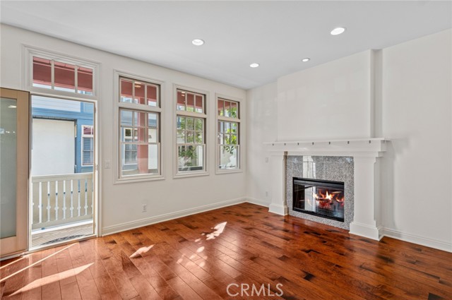 Detail Gallery Image 13 of 26 For 2676 Bungalow Pl, Corona Del Mar,  CA 92625 - 3 Beds | 2/1 Baths