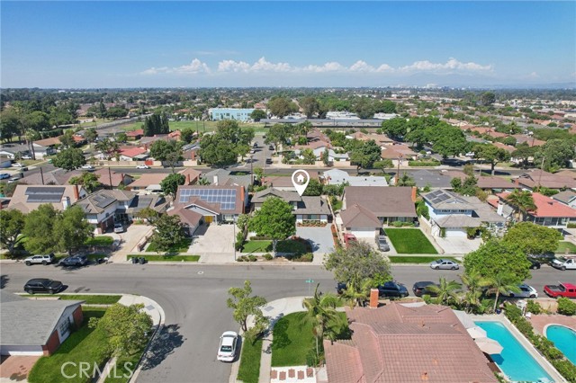 Detail Gallery Image 52 of 60 For 1533 W San Lorenzo Ave, Santa Ana,  CA 92704 - 5 Beds | 3 Baths