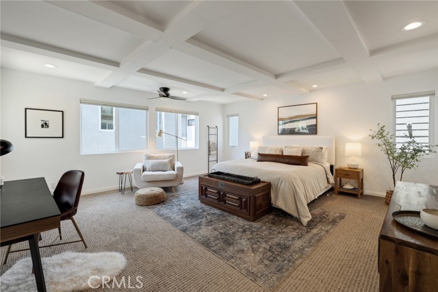 1111 Manhattan Ave, Hermosa Beach CA: https://media.crmls.org/medias/bee29c66-b2c5-4d4c-a154-ac04db1c2e22.jpg