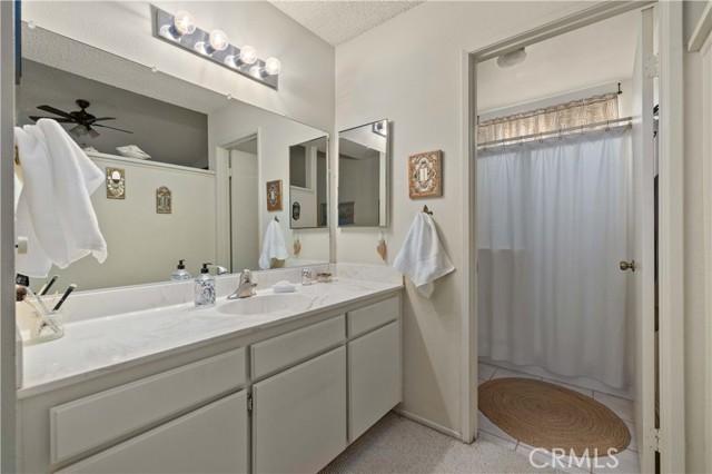 Detail Gallery Image 13 of 27 For 39330 Gainsborough Dr, Palmdale,  CA 93551 - 3 Beds | 2 Baths
