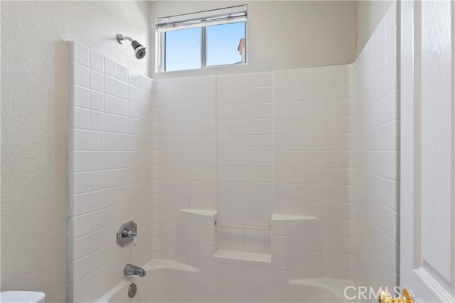 3064 Drake Street, Corona CA: https://media.crmls.org/medias/bee2cb72-df9a-4450-bea1-20b734ea7e85.jpg