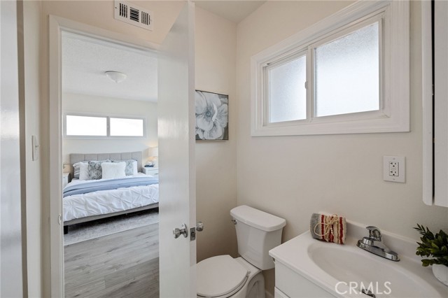 Detail Gallery Image 28 of 41 For 20533 Eastwood Ave, Torrance,  CA 90503 - 4 Beds | 2 Baths