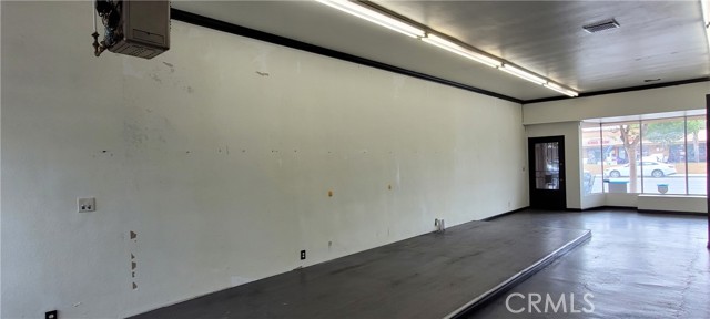6184 Atlantic Avenue, Long Beach, California 90805, ,Commercial Sale,For Sale,6184 Atlantic Avenue,CRDW25117497