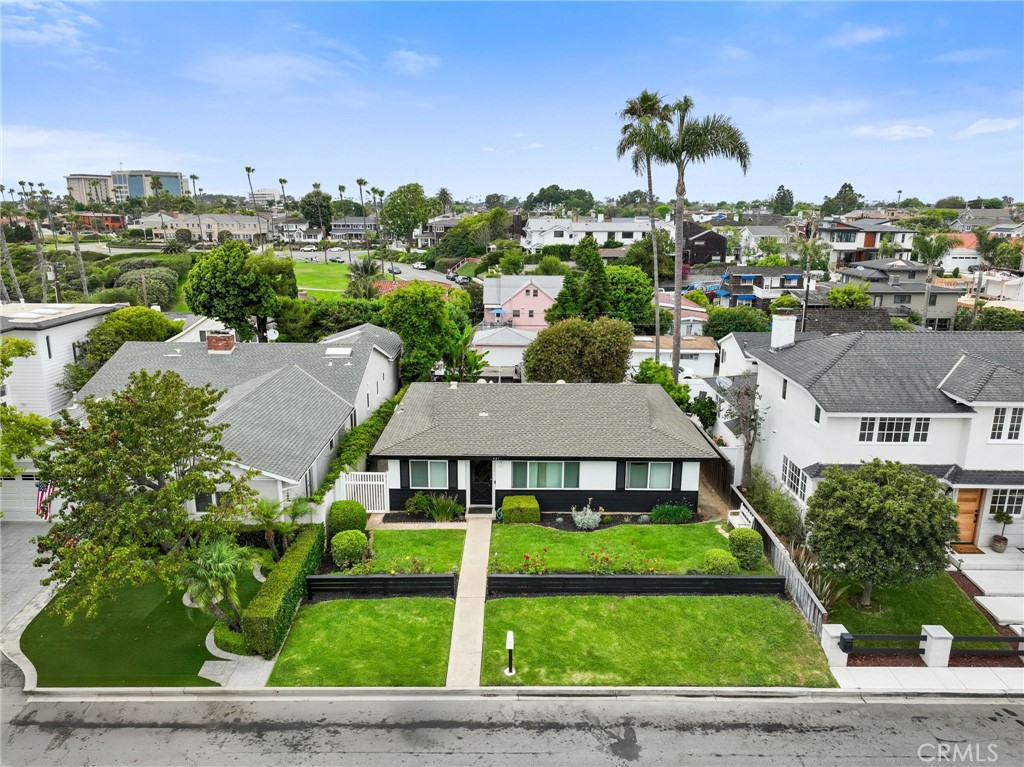 Bee373d8 4881 4d97 Af0c E244f9a8d1cf