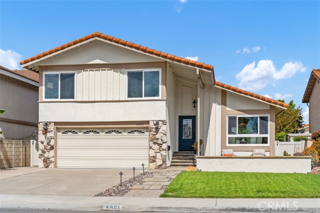 14801 Mayten Avenue, Irvine CA: https://media.crmls.org/medias/bee45700-4651-4c0a-a698-794c288d63d8.jpg