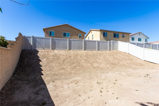 13119 Lancaster Street, Hesperia CA: https://media.crmls.org/medias/bee47660-124f-4e11-90bb-7f8bda089d63.jpg