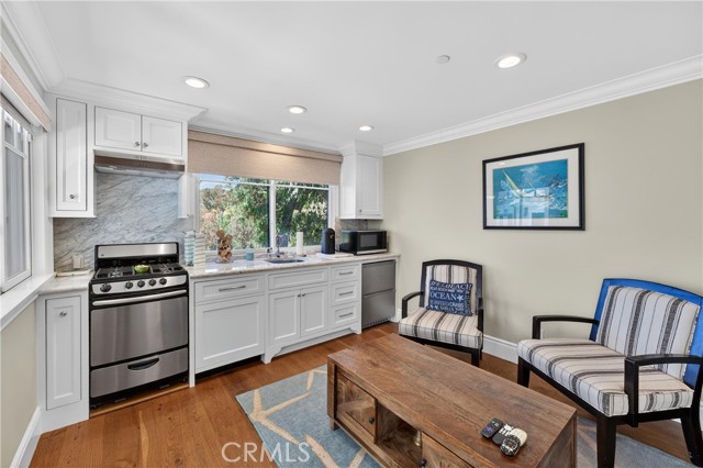 Detail Gallery Image 70 of 74 For 405 Blumont St, Laguna Beach,  CA 92651 - 5 Beds | 6/1 Baths