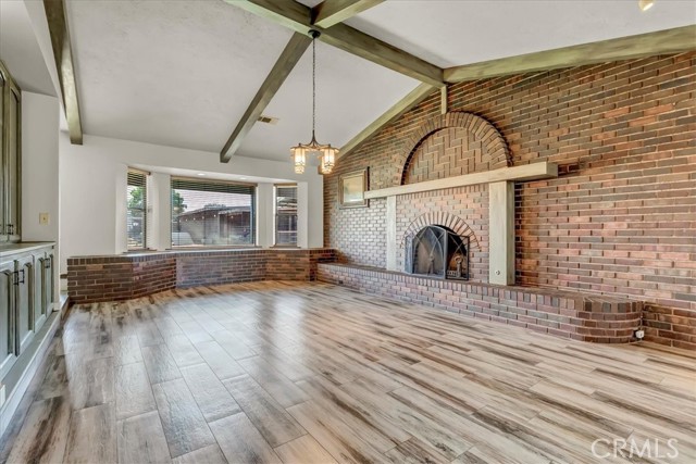 Detail Gallery Image 19 of 55 For 34811 Road 132, Visalia,  CA 93292 - 5 Beds | 3 Baths