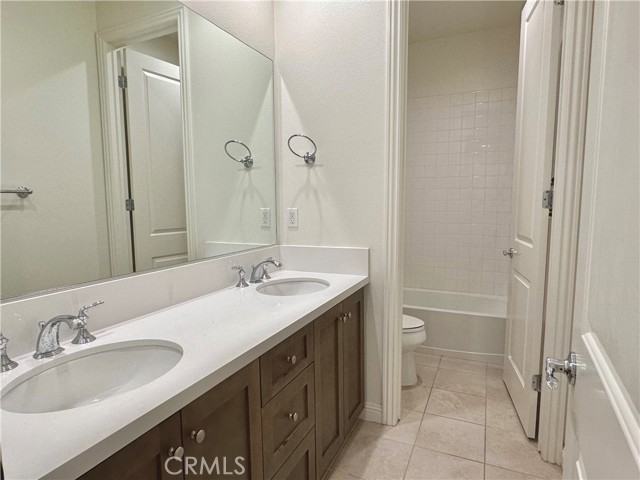 Detail Gallery Image 17 of 27 For 158 Bryce Run, Lake Forest,  CA 92630 - 4 Beds | 3/1 Baths