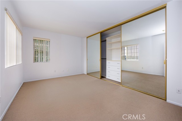 Detail Gallery Image 13 of 26 For 6500 Tampa Ave #1,  Reseda,  CA 91335 - 4 Beds | 2 Baths