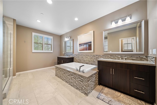 3942 Alexander Ave, Ontario CA: https://media.crmls.org/medias/bee6b02e-0760-4028-b7d2-f5595e014304.jpg