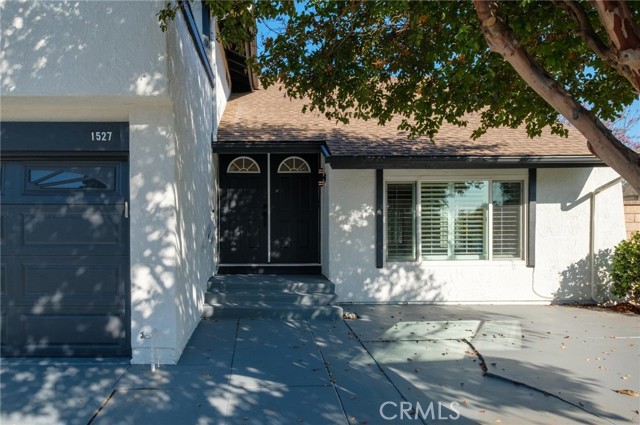 Detail Gallery Image 2 of 41 For 1527 Greenpoint Dr., Corona,  CA 92878 - 4 Beds | 2/1 Baths