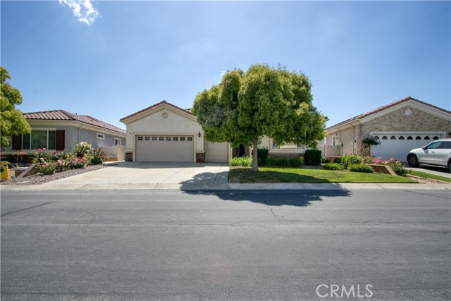 Detail Gallery Image 2 of 48 For 1589 Castle Pines Ln, Beaumont,  CA 92223 - 2 Beds | 2/1 Baths