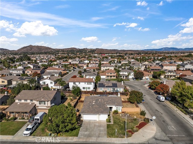 Detail Gallery Image 4 of 42 For 27106 Dracaea Ave, Moreno Valley,  CA 92555 - 4 Beds | 2 Baths