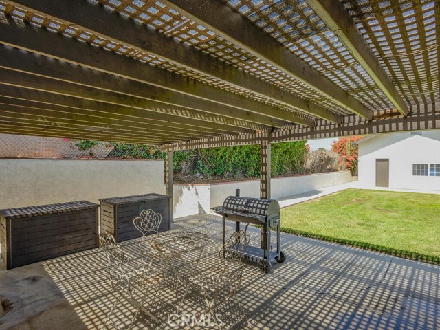 Detail Gallery Image 18 of 27 For 6059 Alicante Ave, Jurupa Valley,  CA 92509 - 3 Beds | 2 Baths