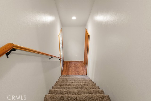 1540 Alderwood Court, Big Bear City CA: https://media.crmls.org/medias/bee9119a-88d5-4883-abb2-f866327eb5d9.jpg
