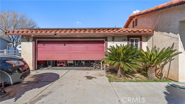 Detail Gallery Image 2 of 39 For 15070 Maricopa Rd, Victorville,  CA 92392 - 3 Beds | 2 Baths