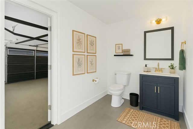 Detail Gallery Image 32 of 47 For 3937 2nd Ave, Los Angeles,  CA 90008 - 3 Beds | 2/1 Baths