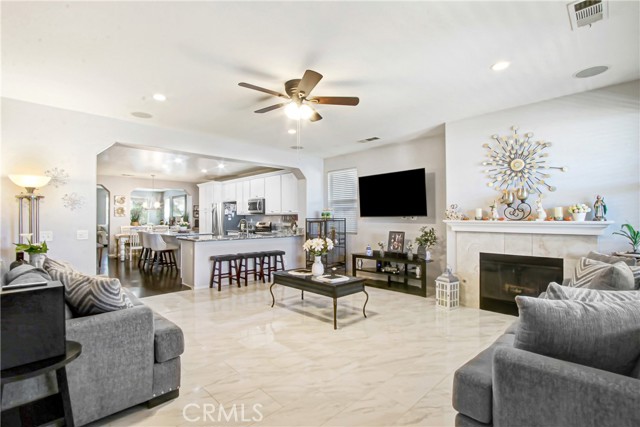 Detail Gallery Image 11 of 20 For 3310 Treehouse, Perris,  CA 92571 - 3 Beds | 2 Baths