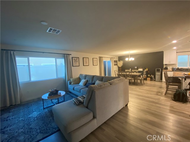 Detail Gallery Image 9 of 16 For 427 Lisbon Pl, Santa Paula,  CA 93060 - 3 Beds | 2/1 Baths