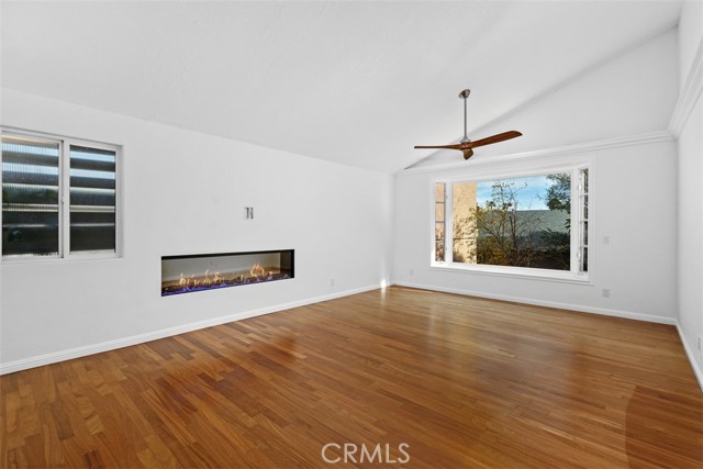 Detail Gallery Image 4 of 63 For 1321 Pepper Tree Ln, Vista,  CA 92084 - 4 Beds | 3 Baths