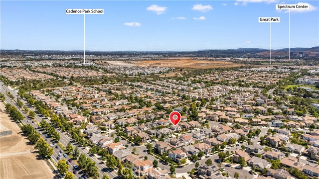 106 Trowel, Irvine CA: https://media.crmls.org/medias/beea1834-2990-4d8f-9d72-64691ff131ef.jpg