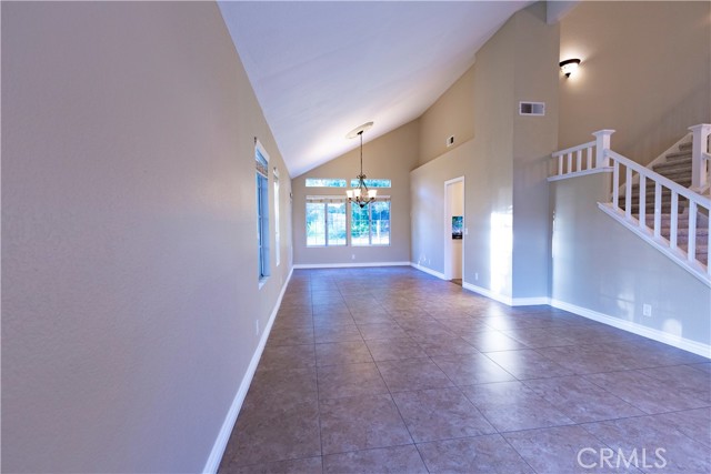 Detail Gallery Image 9 of 41 For 7740 Jack Rabbit, Highland,  CA 92346 - 4 Beds | 3 Baths