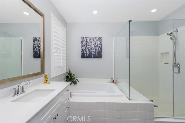 Detail Gallery Image 16 of 44 For 17183 Compass Dr, Riverside,  CA 92503 - 5 Beds | 4/1 Baths