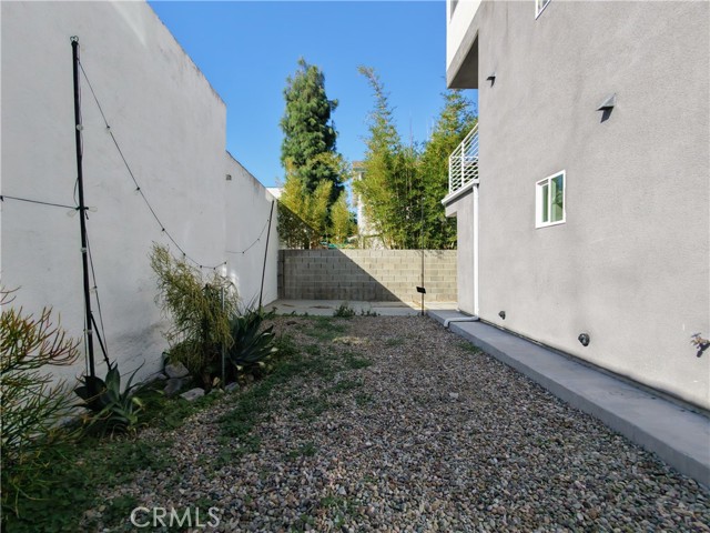 5635 Klump Avenue photo 40
