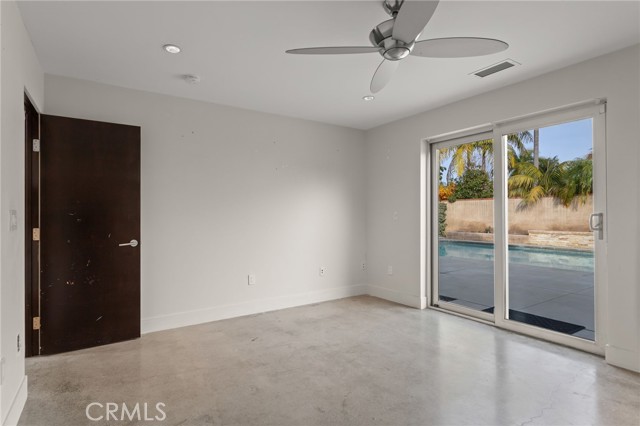 Detail Gallery Image 15 of 27 For 1518 Anita Ln, Newport Beach,  CA 92660 - 6 Beds | 4/1 Baths