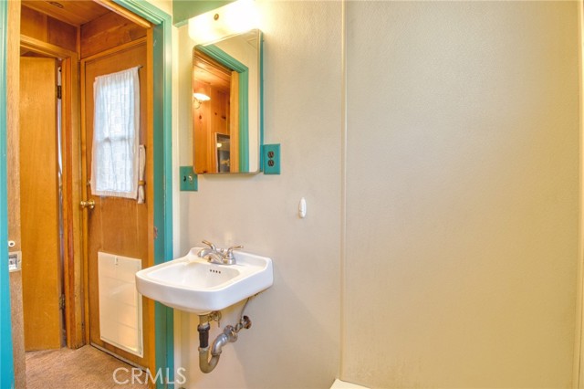Detail Gallery Image 13 of 49 For 6253 Cardinal Rd, Wrightwood,  CA 92397 - 1 Beds | 1 Baths
