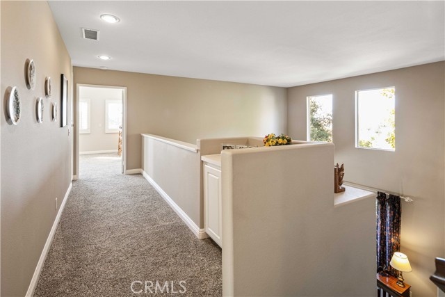 Detail Gallery Image 13 of 34 For 17942 Maplehurst Pl, Canyon Country,  CA 91387 - 3 Beds | 2/1 Baths