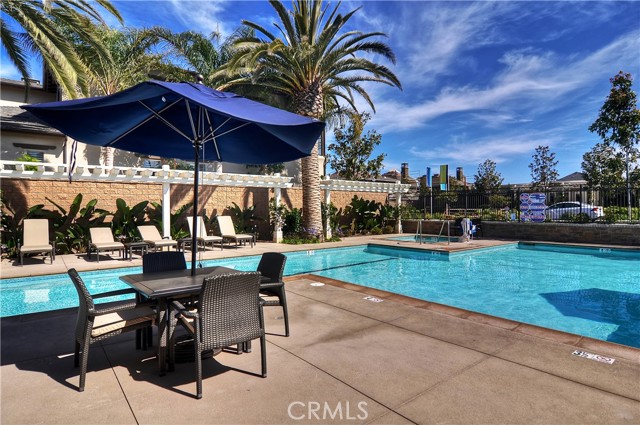 4901 Orleans Drive, Huntington Beach CA: https://media.crmls.org/medias/beedf82c-1e23-4b23-856f-f54991a97187.jpg