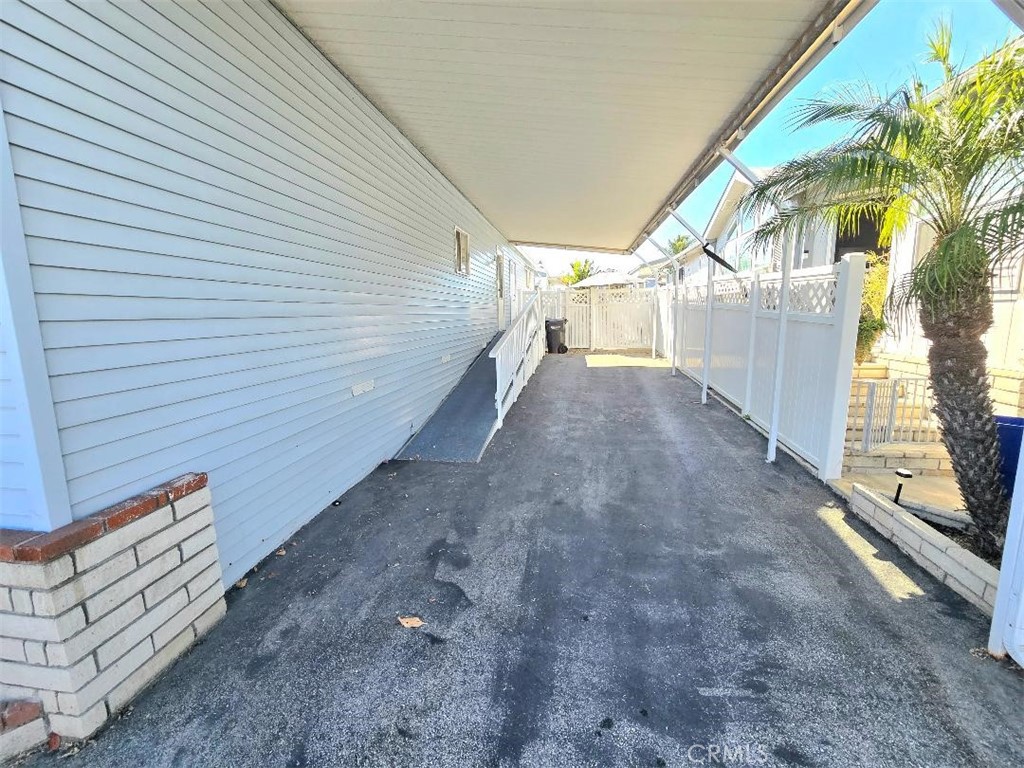 MLS #OC25221547 image #15