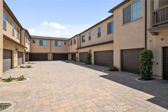 4171 S Cardinale Privado, Ontario CA: https://media.crmls.org/medias/beef0d05-5f83-4c44-91cd-83bfebaf7ae9.jpg