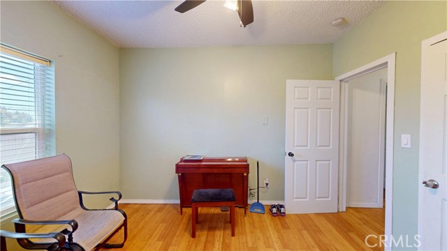 1155 E 58th Drive, Los Angeles CA: https://media.crmls.org/medias/beef13a9-f74c-4dd2-9176-6bf6d6b23e7f.jpg