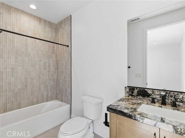 Detail Gallery Image 44 of 48 For 22849 W Seaqua Cir, Chatsworth,  CA 91311 - 6 Beds | 6/1 Baths