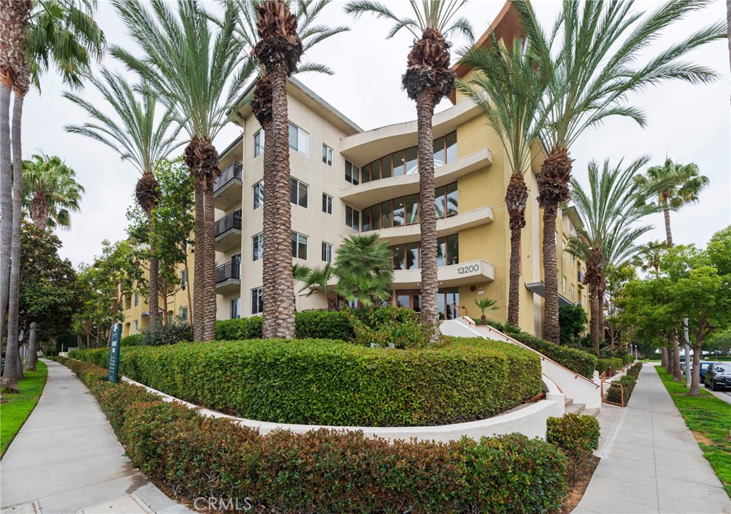 13200 Pacific Promenade #217