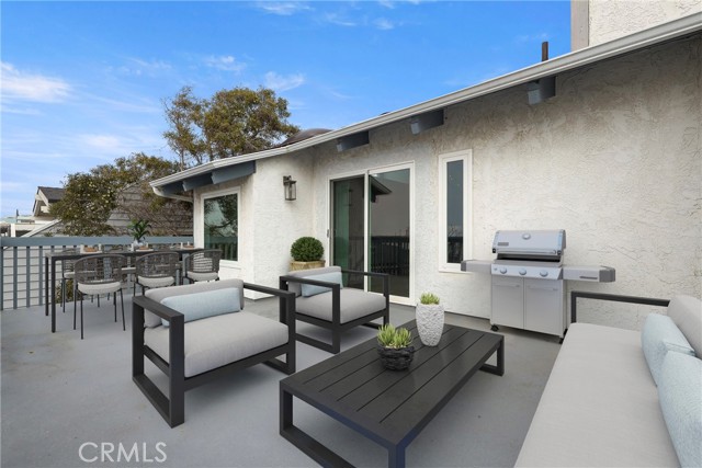 161 Monterey, Hermosa Beach CA: https://media.crmls.org/medias/bef16afa-f104-4685-a93a-06dcdd438237.jpg