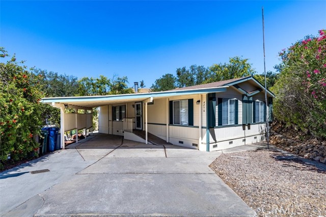 4250 Skylink Lane, Paso Robles CA: https://media.crmls.org/medias/bef1c33e-d935-4fc0-b1a9-9551bd1b2164.jpg