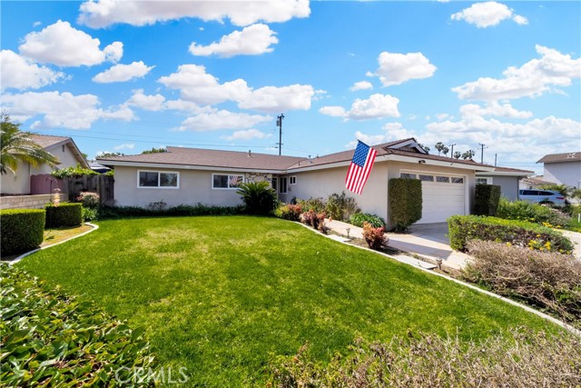 Image 2 for 8272 Darsy Dr, Huntington Beach, CA 92647