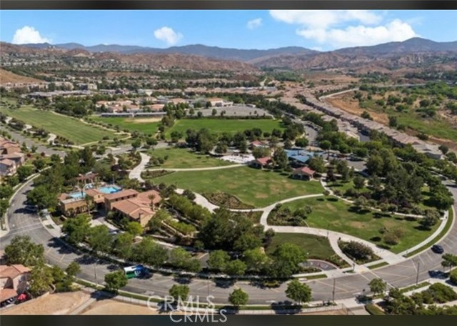 28618 Jardineras dr, Valencia CA: https://media.crmls.org/medias/bef26c0e-2327-4b2b-8a9b-966607cfff77.jpg
