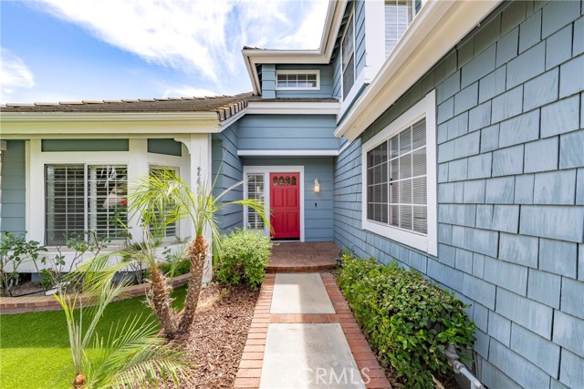 Detail Gallery Image 9 of 59 For 24004 Arminta St, West Hills,  CA 91304 - 4 Beds | 3 Baths